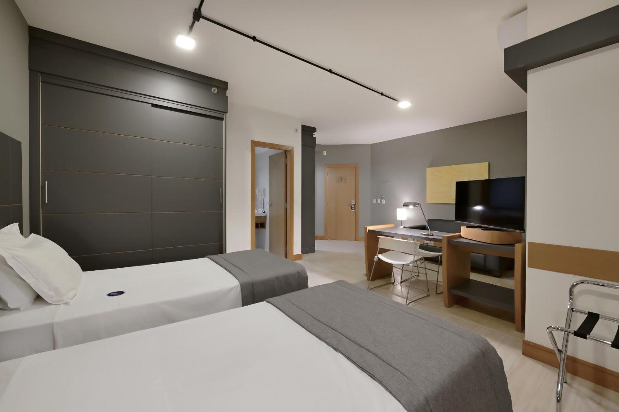 Hotel Araucaria Plaza Ribeirão Preto Habitación foto